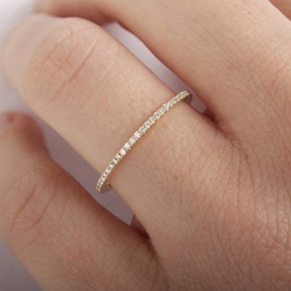 Stackable set of 3pcs TRI-COLOR ETERNITY BANDS - Picture 3 of 8